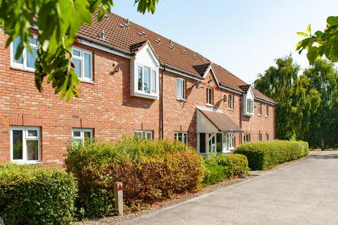 2 bedroom apartment to rent, York YO26