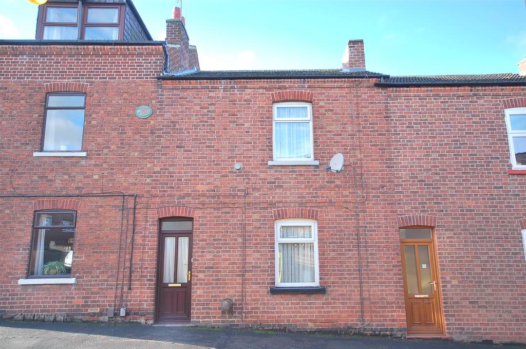 Woodside Road, RadcliffeOnTrent, Nottingham 2 bed terraced house £
