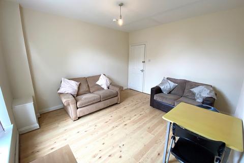 2 bedroom flat to rent, Cottage Grove, Southsea