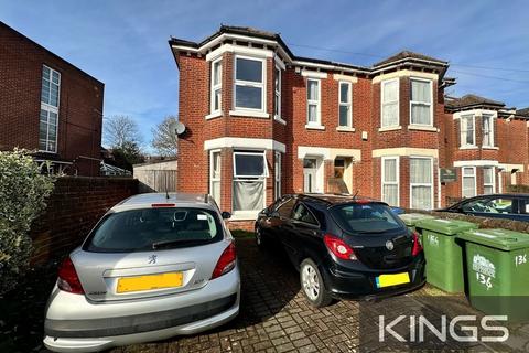 7 bedroom semi-detached house to rent, Gordon Avenue