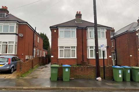 Broadlands Road