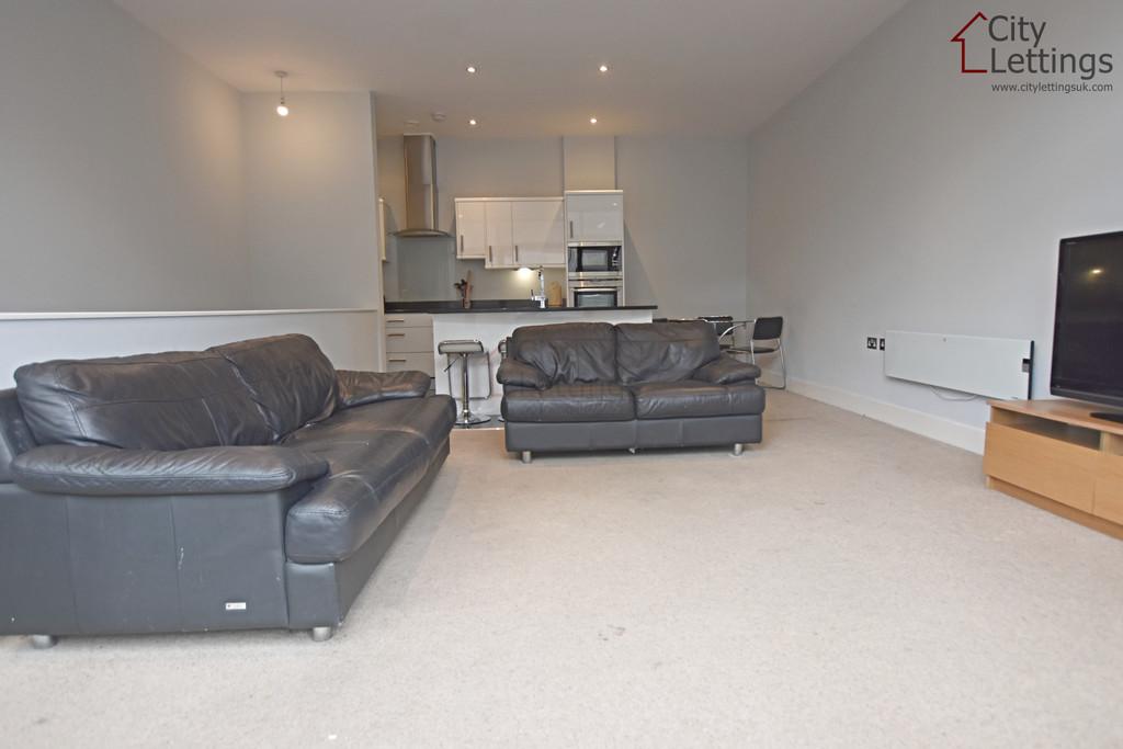 Apartment in City Centre - View 2