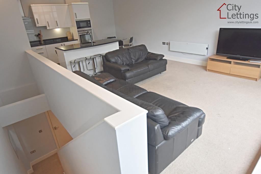 Apartment in City Centre - View 4
