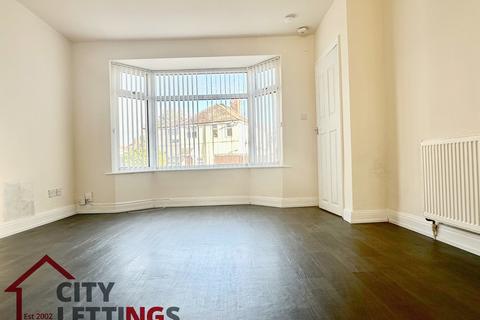 3 bedroom semi-detached house to rent, Prospect Road, Carlton