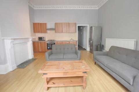 2 bedroom ground floor maisonette to rent, Forest Road West, Arboretum