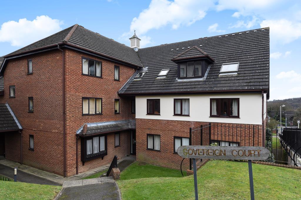 Totteridge Avenue, High HP13 1 bed apartment £650 pcm (£150 pw)