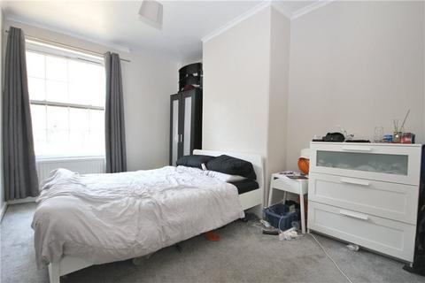 3 bedroom maisonette to rent, Tilson Gardens, London, SW2