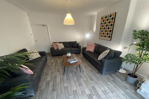 Broadgate, Beeston, NG9 2GG