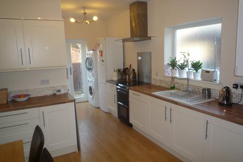 City Road, Dunkirk, NG7 2JJ