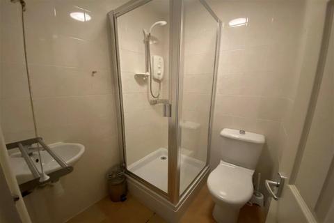 undefined, High Road, Beeston, NG9 2LN