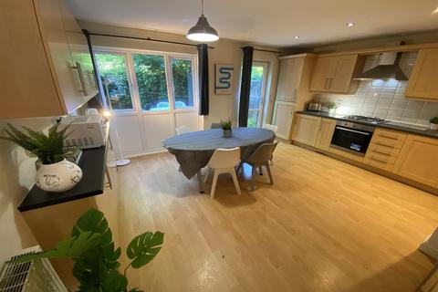 6 bedroom terraced house to rent, Hungerton Street, Lenton, NG7 1HL