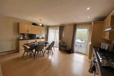 6 bedroom terraced house to rent, Hungerton Street, Lenton, NG7 1HL