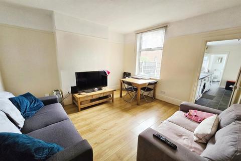 undefined, Lace Street, Dunkirk, NG7 2JG