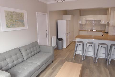 4 bedroom house share to rent, Marlborough Road, Beeston, NG9 2HG