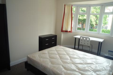 undefined, Queens Road, Beeston, NG9 2GS