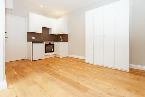 Studio to rent, Thurlow Park Road,  West Dulwich, SE21