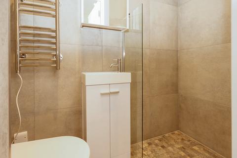 Studio to rent, Thurlow Park Road,  West Dulwich, SE21