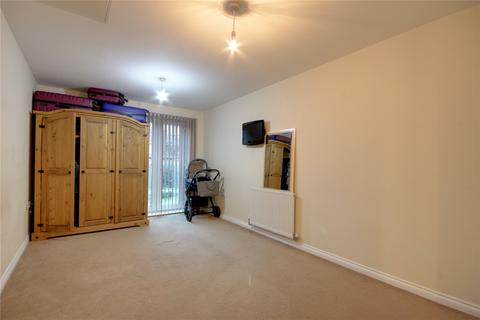 2 bedroom flat to rent, Trueman Court, Green Lane