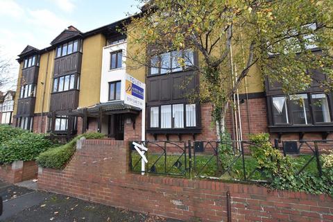 2 bedroom ground floor flat to rent, Allendale Road, Farringdon