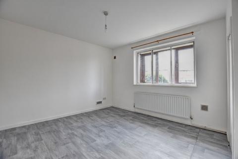 2 bedroom ground floor flat to rent, Allendale Road, Farringdon