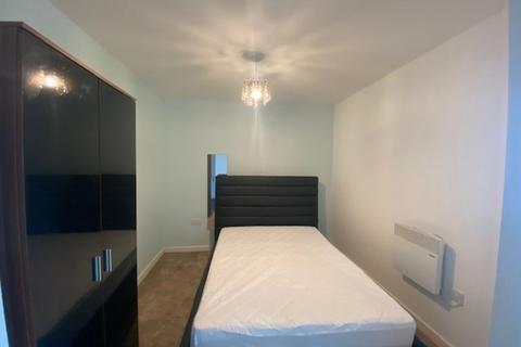 1 bedroom penthouse to rent, Marco Island, Huntingdon Street