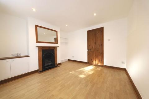 1 bedroom terraced house to rent, Uxbridge Road, Rickmansworth WD3