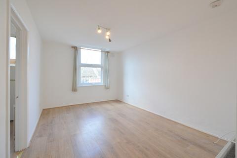 1 bedroom apartment to rent, Lordship Lane