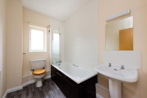 1 bedroom apartment to rent, Eastway, London E9