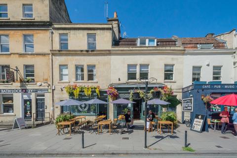 3 bedroom maisonette to rent, Claverton Buildings, Widcombe, Bath