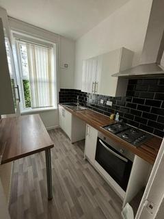 2 bedroom flat to rent, Clifton Road, Liverpool L6