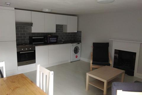 4 bedroom flat to rent, 72 Park Row, Clifton, Bristol BS1