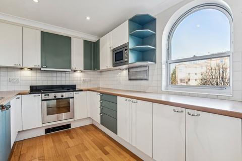 1 bedroom flat to rent, Oriel Drive, Barnes, London