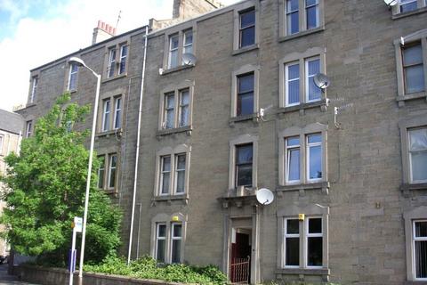 1 bedroom flat to rent, Dens Road, Stobswell, Dundee, DD3