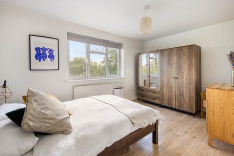 undefined, Queensbridge Court, Queensbridge Road, London, E2