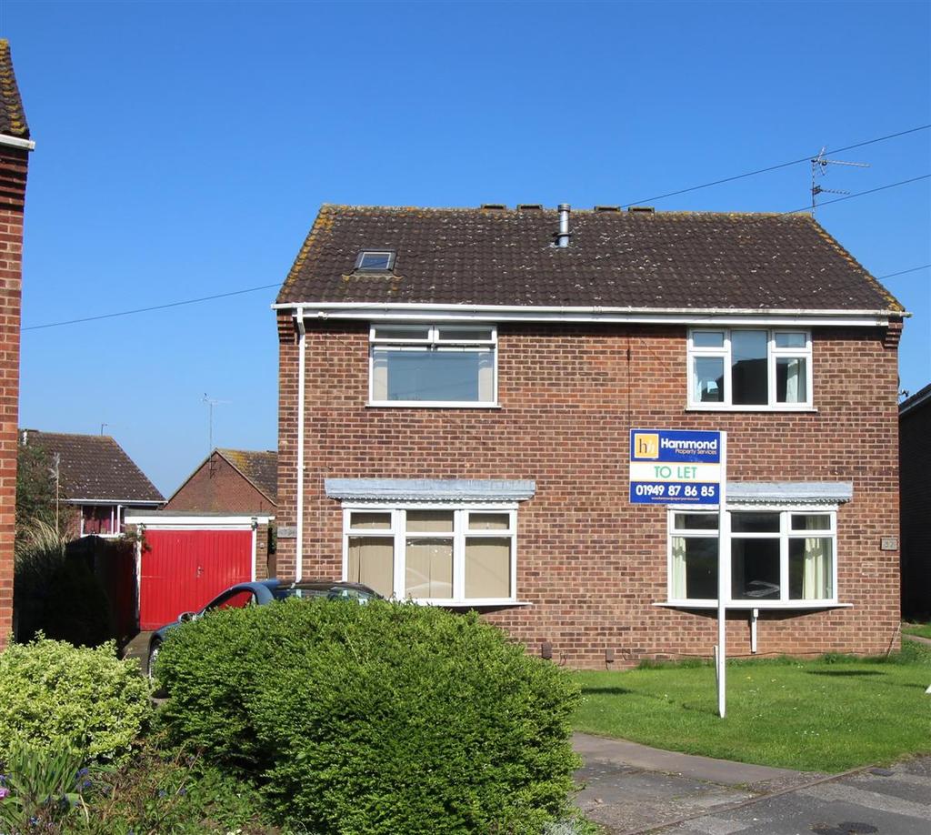 Langdale Grove, Bingham, Nottingham 3 bed semidetached house £650 pcm (£150 pw)