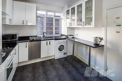 3 bedroom flat to rent, Adelaide Road, London NW3