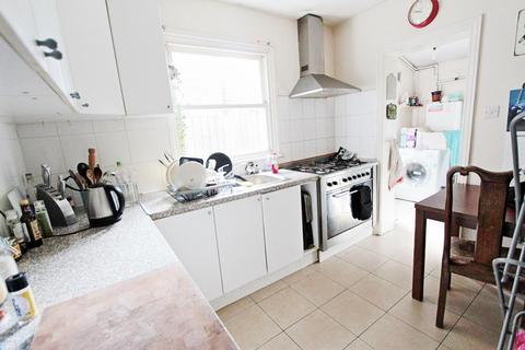 4 bedroom house for sale, Tyssen Road, London, N16