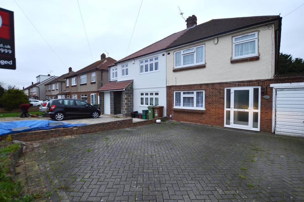 Swanton Road Erith DA8 3 bed semidetached house £1,395 pcm (£322 pw)