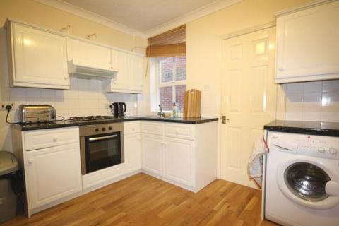 3 bedroom terraced house to rent, Stoke Fields, Guildford, Surrey, GU1