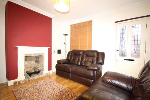 3 bedroom terraced house to rent, Stoke Fields, Guildford, Surrey, GU1