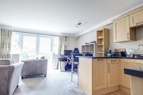 1 bedroom ground floor flat to rent, Oxford Road, Wokingham