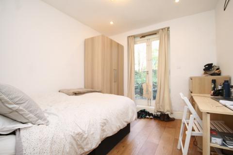 2 bedroom flat to rent, Stock Orchard Crescent, Islington, N7