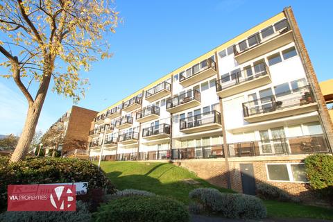 undefined, Hillside, Hoddesdon EN11