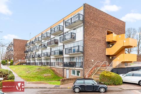 undefined, Hillside, Hoddesdon EN11