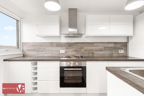 undefined, Hillside, Hoddesdon EN11