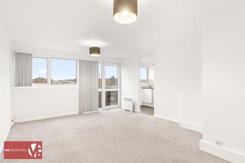 undefined, Hillside, Hoddesdon EN11
