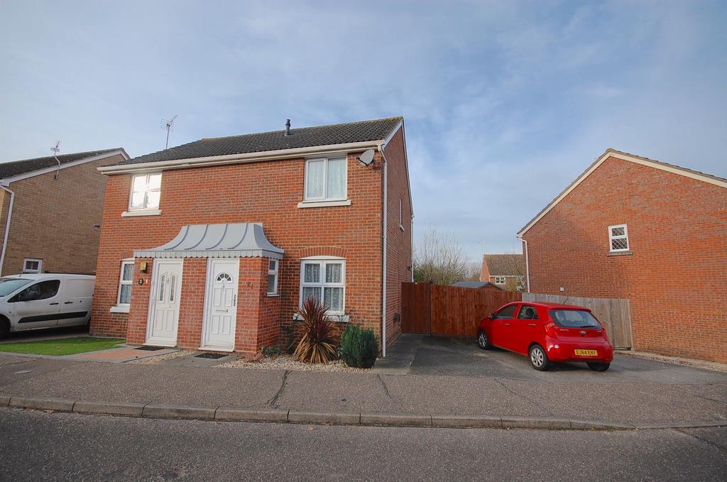 Ellen Way, White Court, Braintree, CM77 2 bed semidetached house £