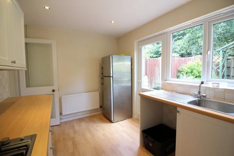 2 bedroom semi-detached house to rent, Lymington, Hampshire