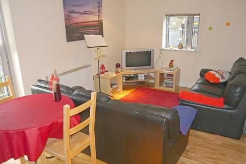 2 bedroom flat to rent - Upper College Street Nottingham NG1