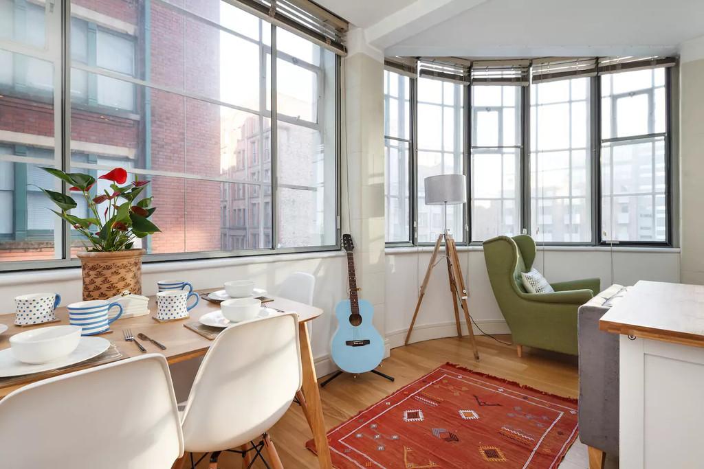 The Met Apartments 40 Hilton Street Manchester 2 Bed Apartment Image 1 Of 9